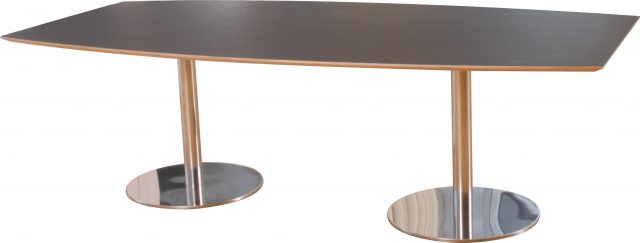 mødebord med inox søjle og Forbo linoleum